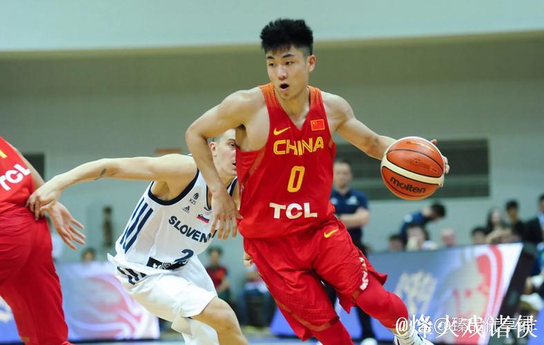 周琦16+17广东胜江苏 高诗岩26+10山东负同曦